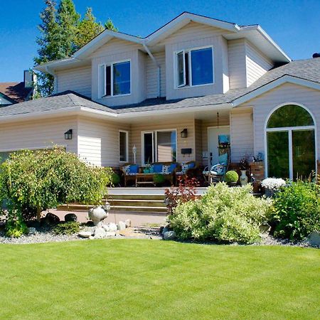 Vangorda Place B&B Whitehorse Exterior photo