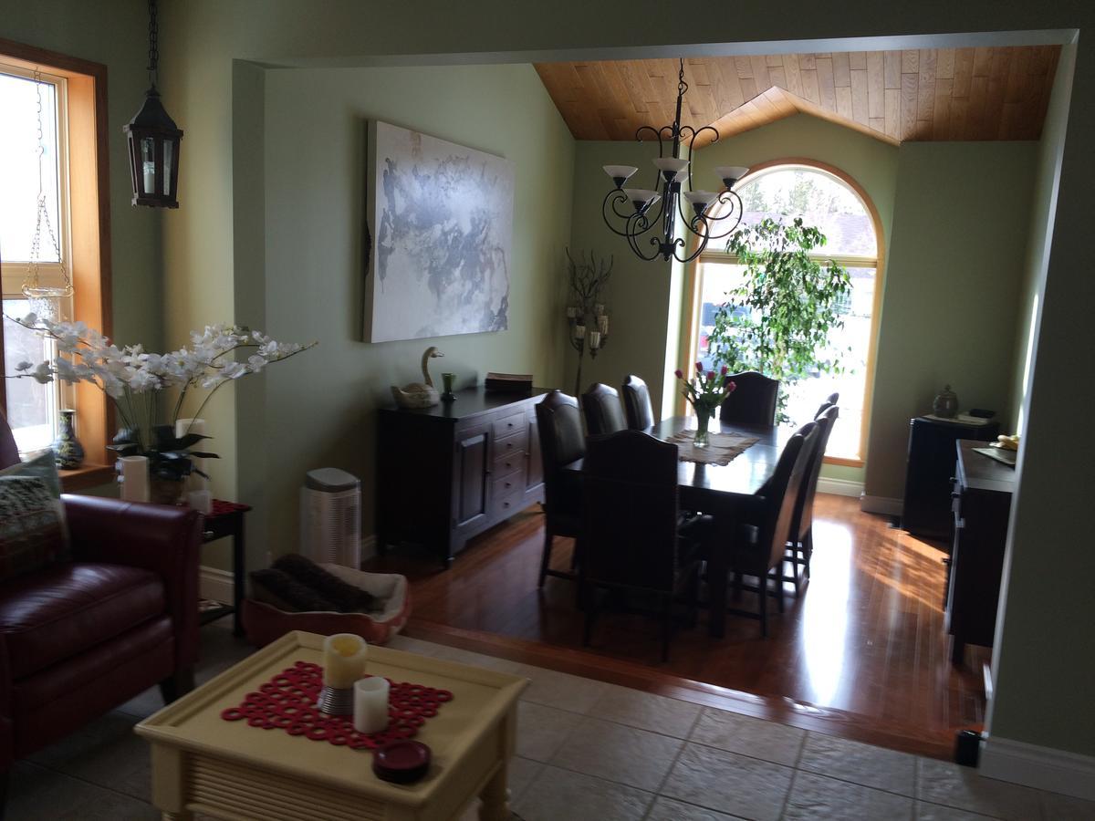 Vangorda Place B&B Whitehorse Exterior photo