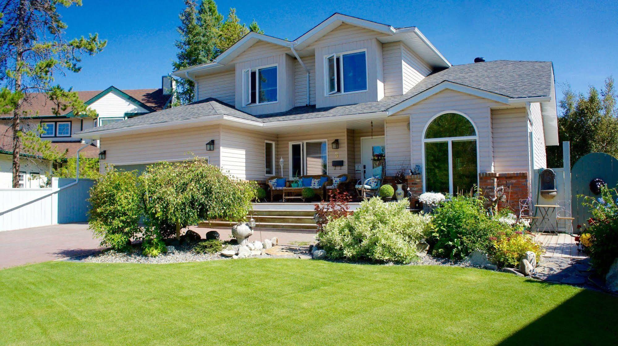 Vangorda Place B&B Whitehorse Exterior photo